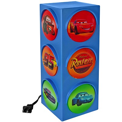 File:Idea Nuova E202805 Traffic Light.jpg