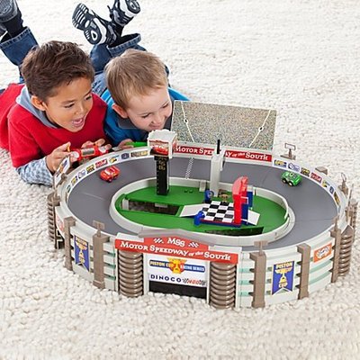 File:Disney Store Mini Infrared Remote Control Piston Cup Racetrack.jpg
