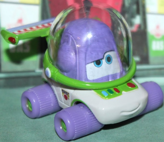 File:Buzz Lightyear China diecast V2.jpg