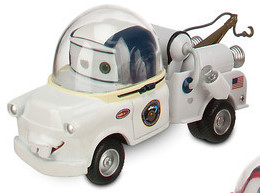 File:MoonMaterDisneyStore.jpg