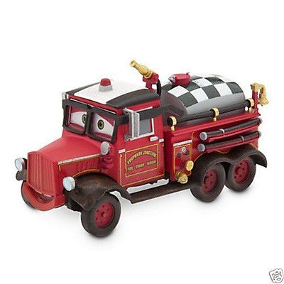 File:MaydayDisneyStore.jpg