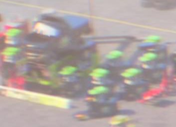 File:Cars 3 Trunk Fresh Next Gen pit crew.jpg