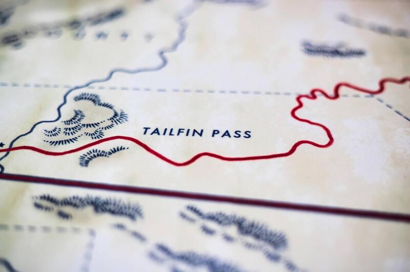 File:Tailfinpasscloseup.jpg