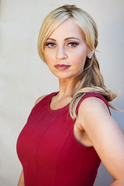 File:TaraStrong.jpg