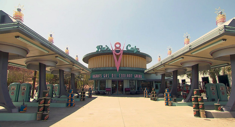 File:Flo's V8 Cafe Cars Land.png