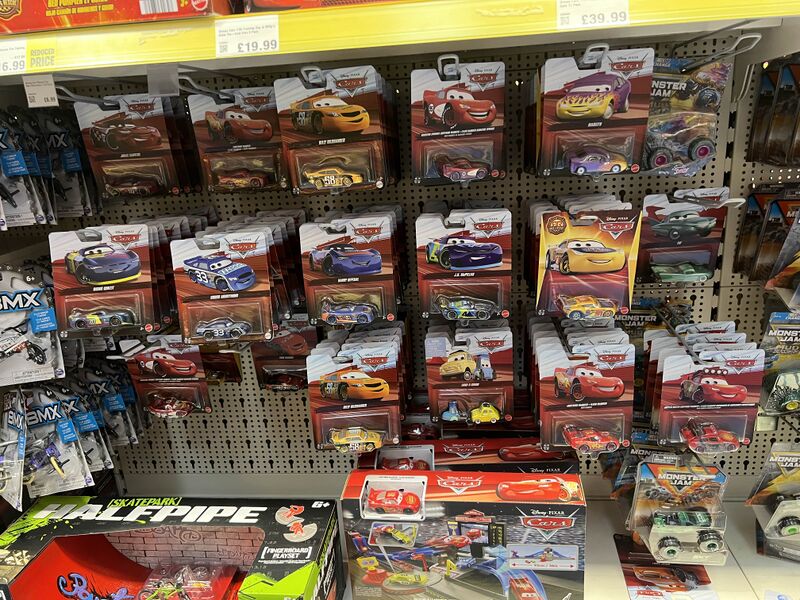 File:Cars Smyths.jpg