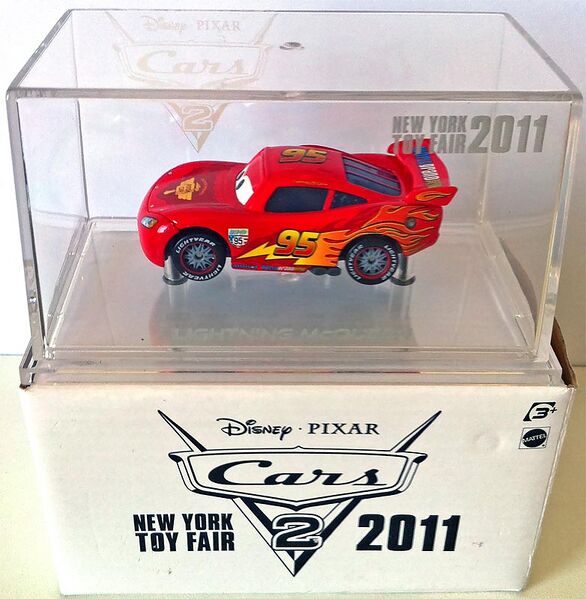 File:Mattel W9261 Lightning McQueen box.jpg