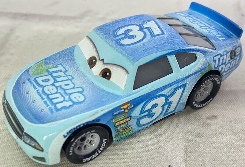 File:Terry Kargas Vietnam diecast.jpg