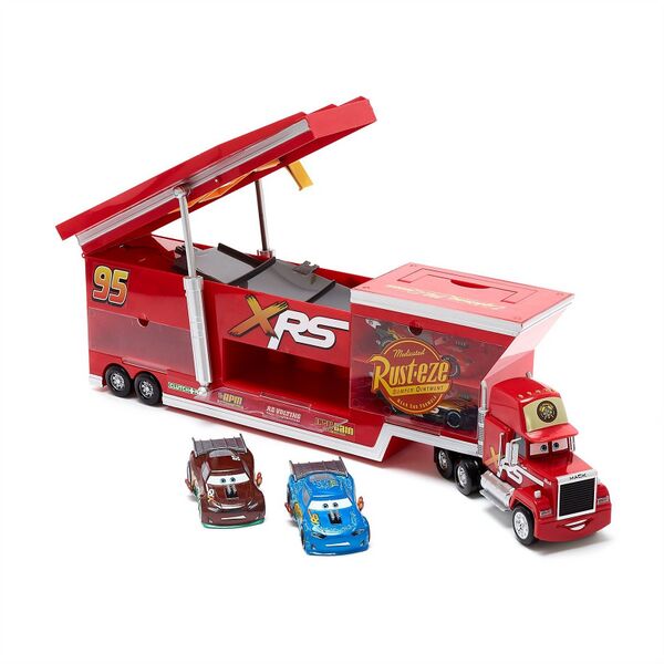 File:Disney store xrs mack.jpg