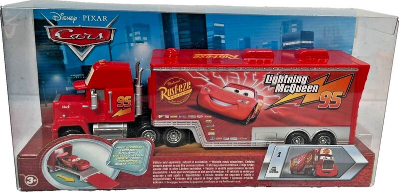 File:2010 Mack Hauler international box.jpg